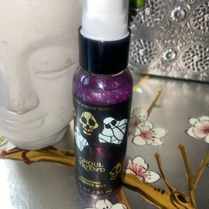 Bath and Bodyworks ghoul friend diamond shimmer 1.7 fluid ounces